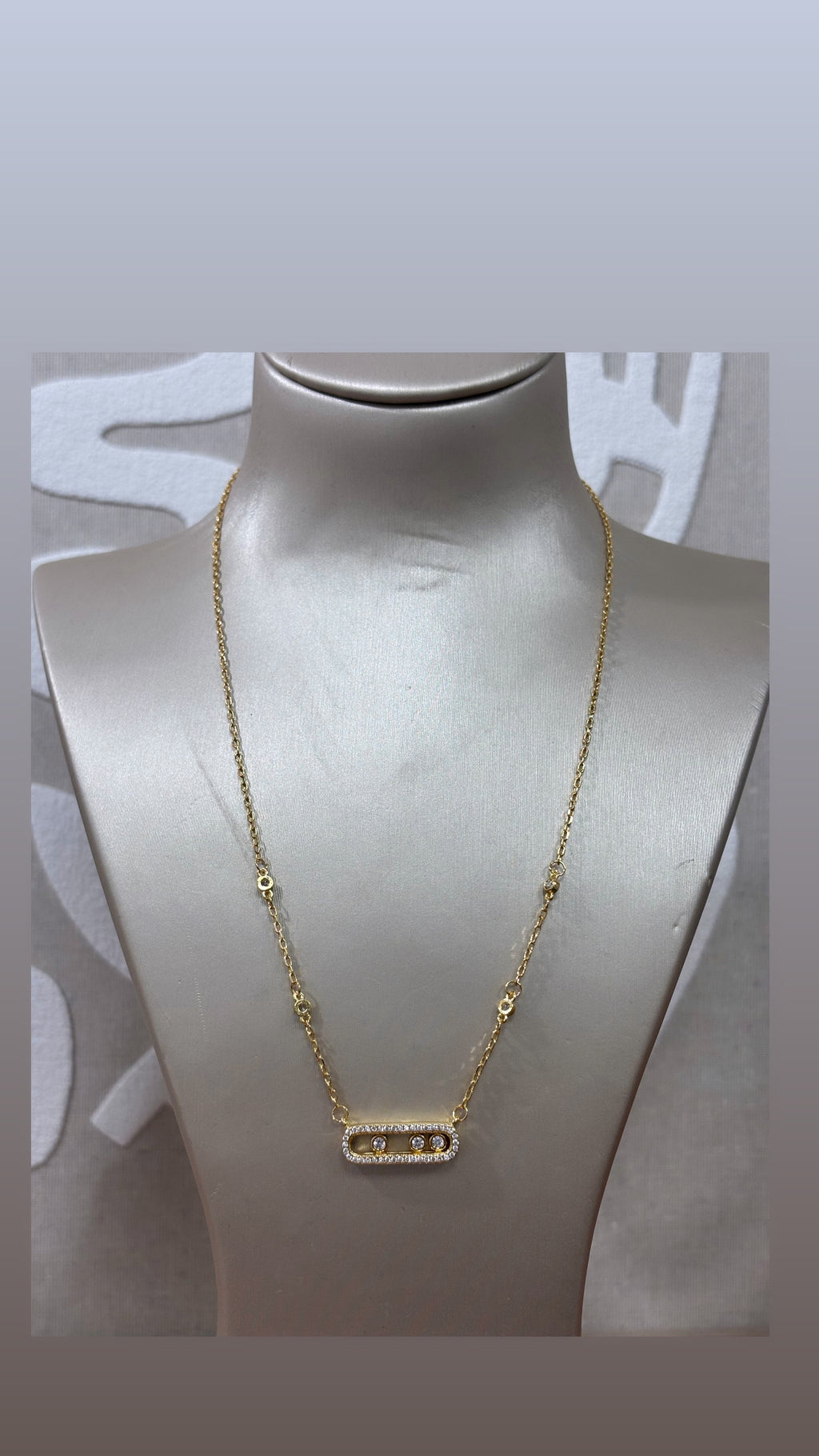 Collier MESS