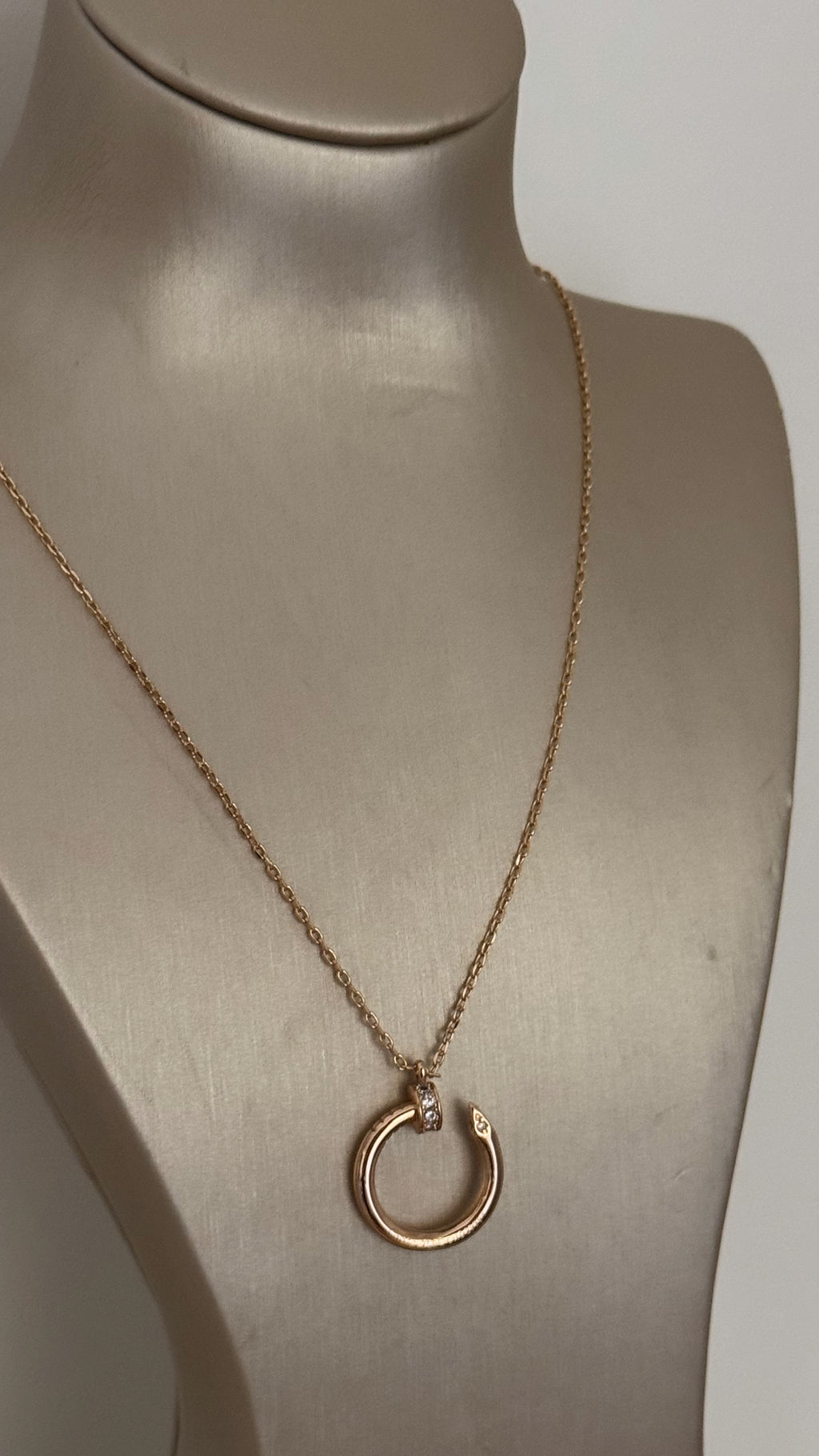 Collier clou