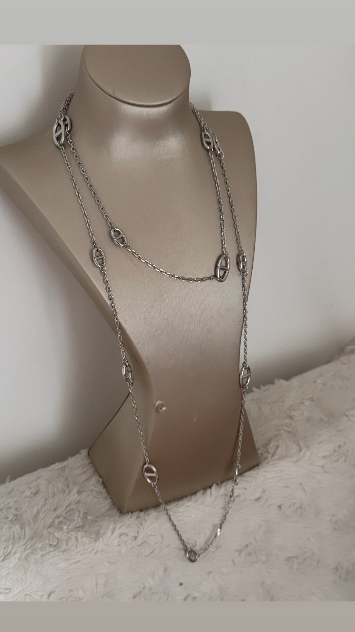 Sautoir Herms charm