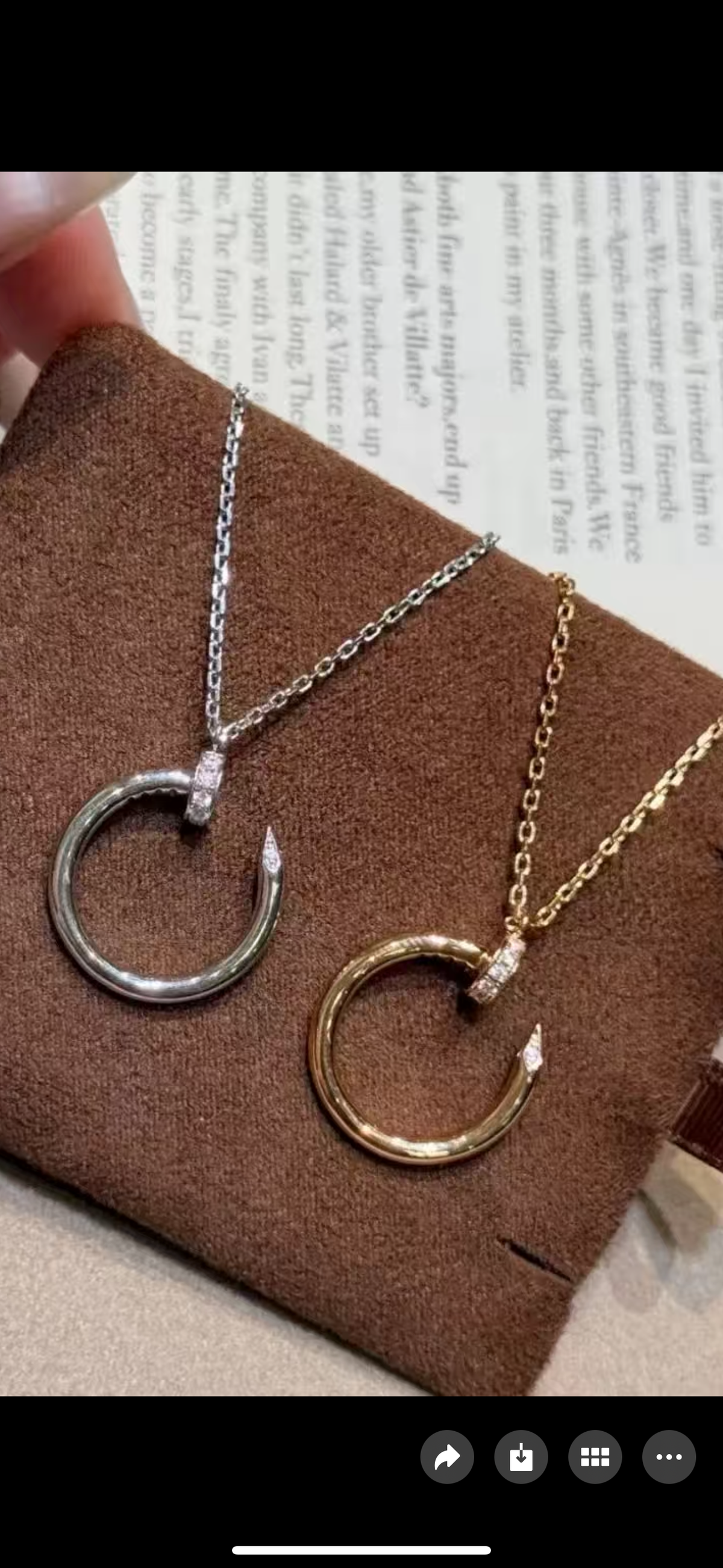 Collier clou