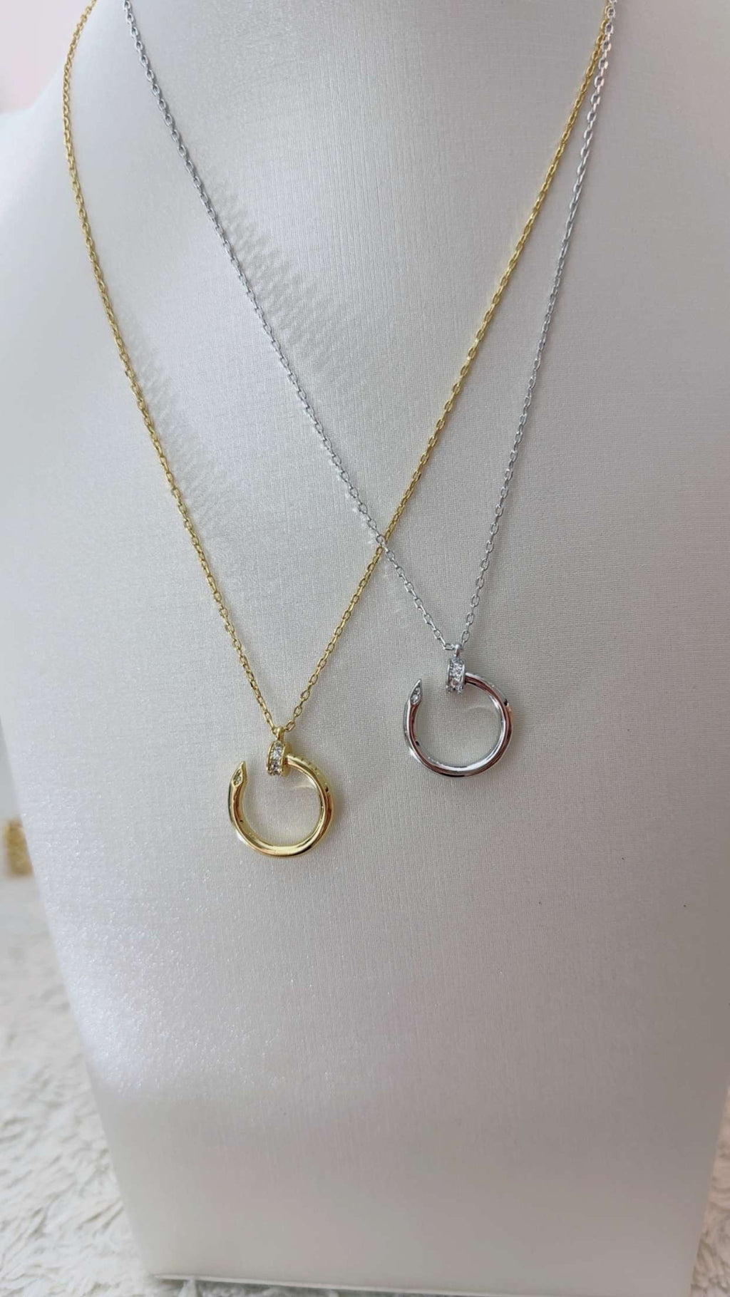 Collier clou